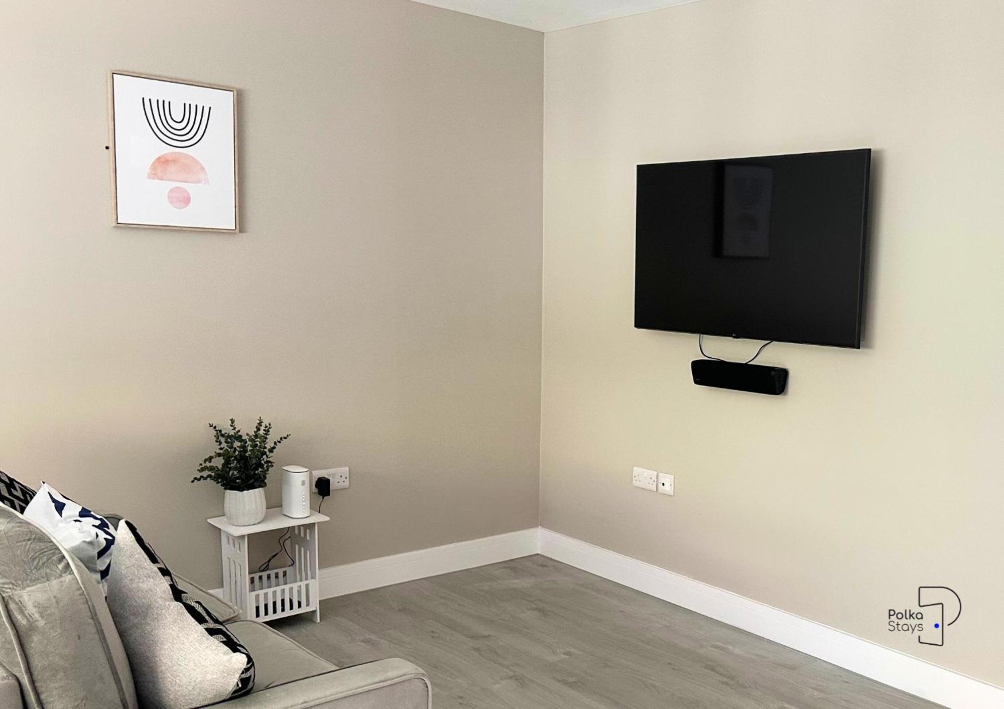 Hanley, Stoke - Modern Spacious Apartments By Polkastays מראה חיצוני תמונה